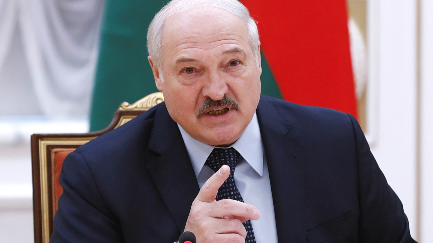 Лукашенко Беларусь ҳеч қачон Украинага ўхшамаслигини айтди