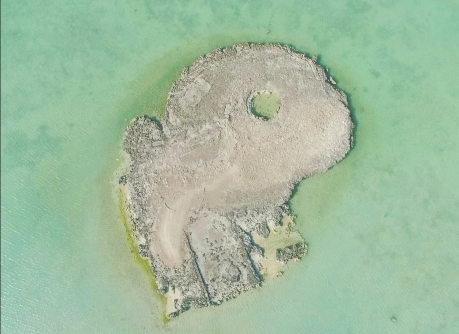 остров скорпионс могила аристотеля онассиса
