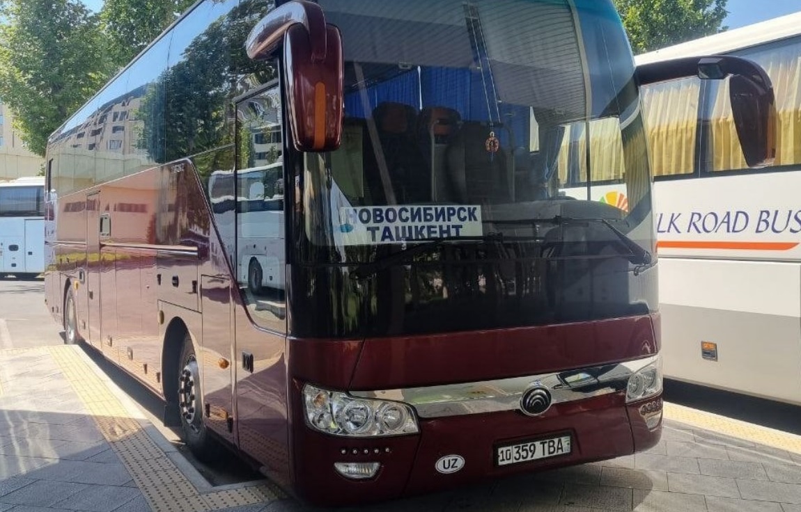 Новосибирск ташкент. Новосибирск Ташкент автобус. Китайские автобусы. Новосибирский Ташкент автобус. Автобус для путешествий.