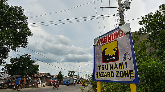 Филиппинда 7,7 магнитудали кучли зилзила юз берди – видео