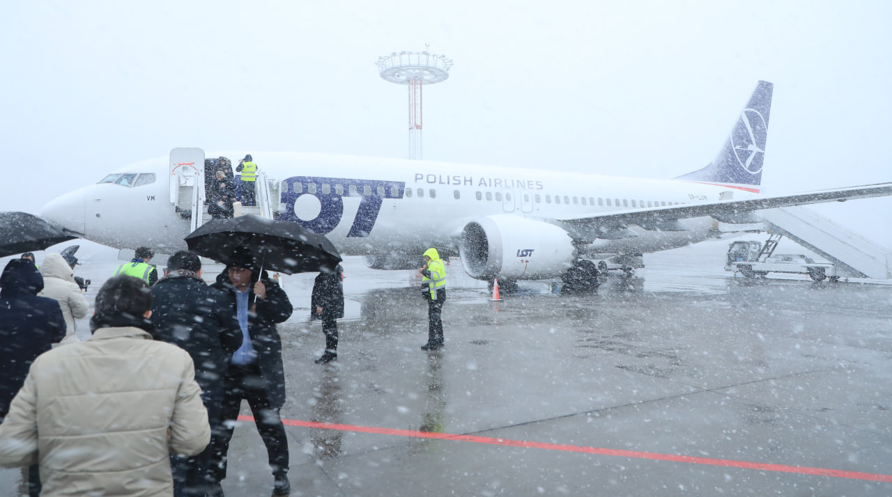 Польшанинг LOT Polish Airlines авиакомпанияси Ўзбекистонга мунтазам рейсларни амалга оширади