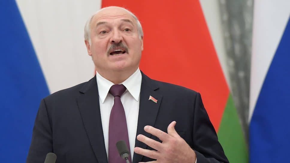 Лукашенко Тўқаевга «Қирғизистон президенти» деб мурожаат қилди — видео